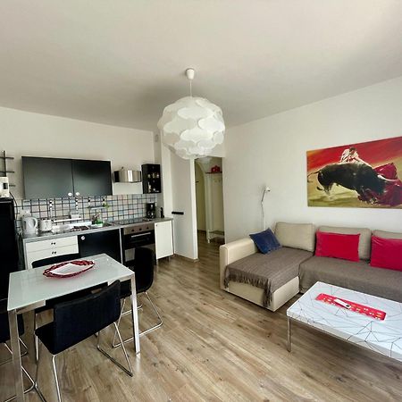 Casa Mario & Laura Ferienwohnungen Free Wi-Fi Parking 马尔切西内 外观 照片