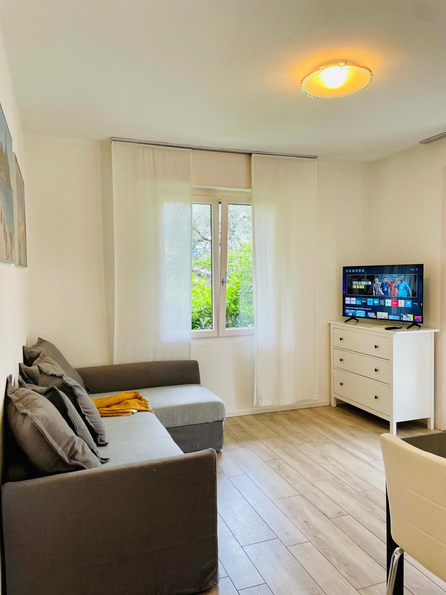 Casa Mario & Laura Ferienwohnungen Free Wi-Fi Parking 马尔切西内 外观 照片