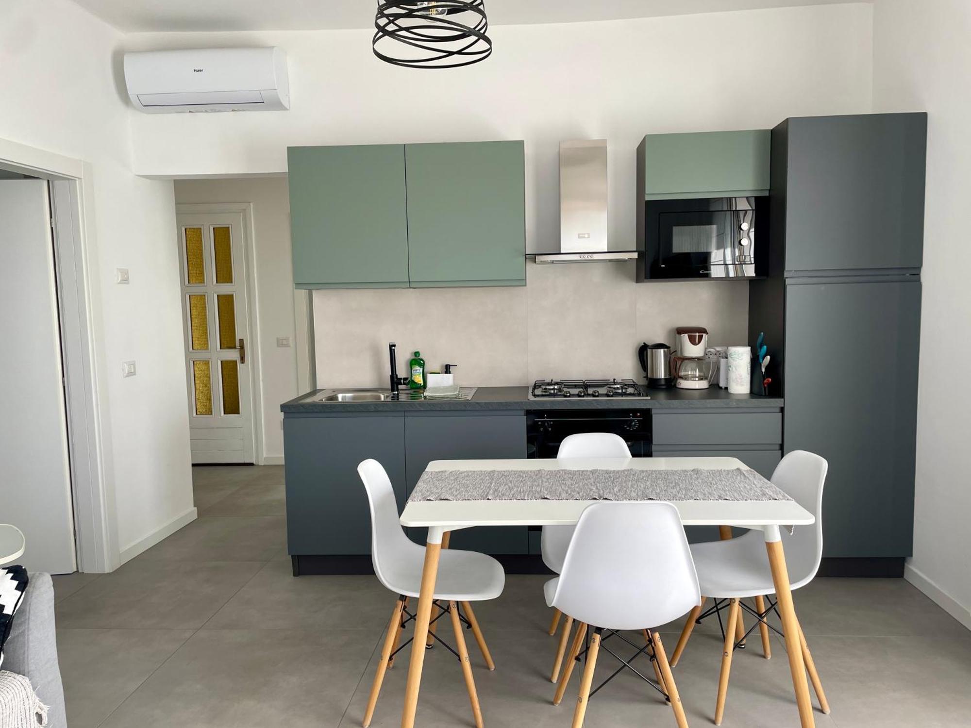 Casa Mario & Laura Ferienwohnungen Free Wi-Fi Parking 马尔切西内 外观 照片