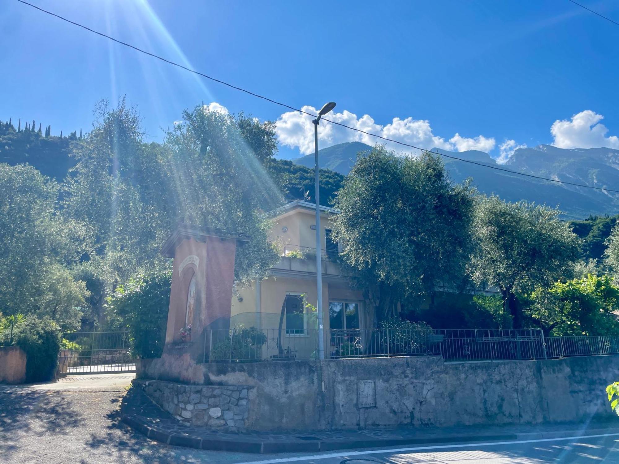 Casa Mario & Laura Ferienwohnungen Free Wi-Fi Parking 马尔切西内 外观 照片