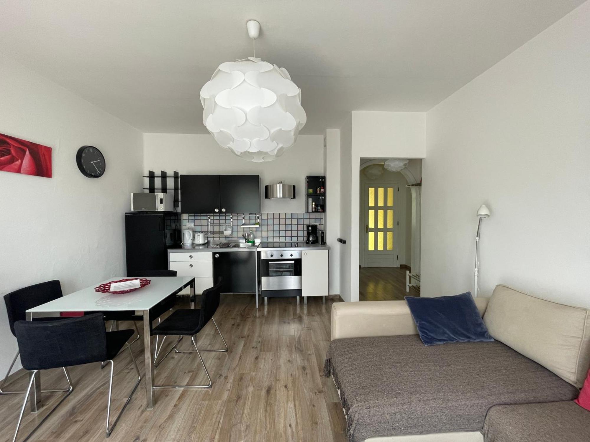 Casa Mario & Laura Ferienwohnungen Free Wi-Fi Parking 马尔切西内 外观 照片