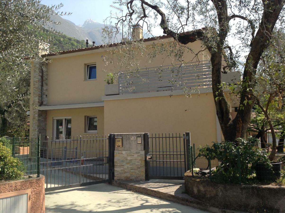 Casa Mario & Laura Ferienwohnungen Free Wi-Fi Parking 马尔切西内 外观 照片